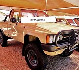 Toyota Hilux 1986, Manual, 2.2 litres