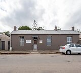 5 Bedroom House For Sale in Grahamstown Central