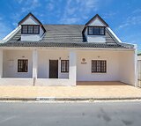 4 bedroom house for sale in Strand